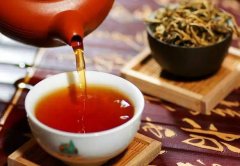 <b>全面辩驳为普洱茶坐台的“专家”们</b>